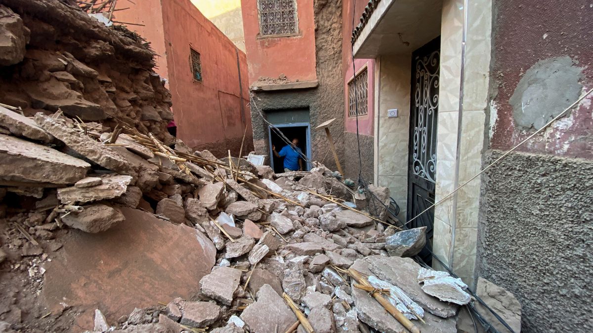 Noční zemětřesení v Maroku má už přes tisíc obětí